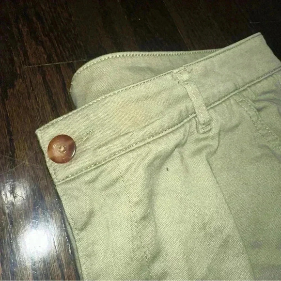 L.L Bean Green Women’s Pants. Size 14. - Picture 6 of 7